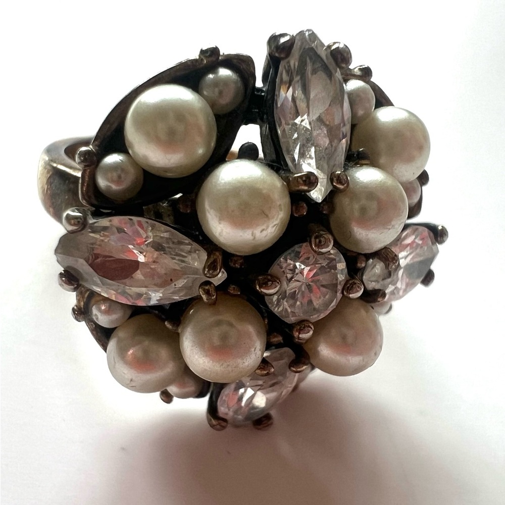 Banana Republic Pearl and Crystal Ring vintage inspired size 6